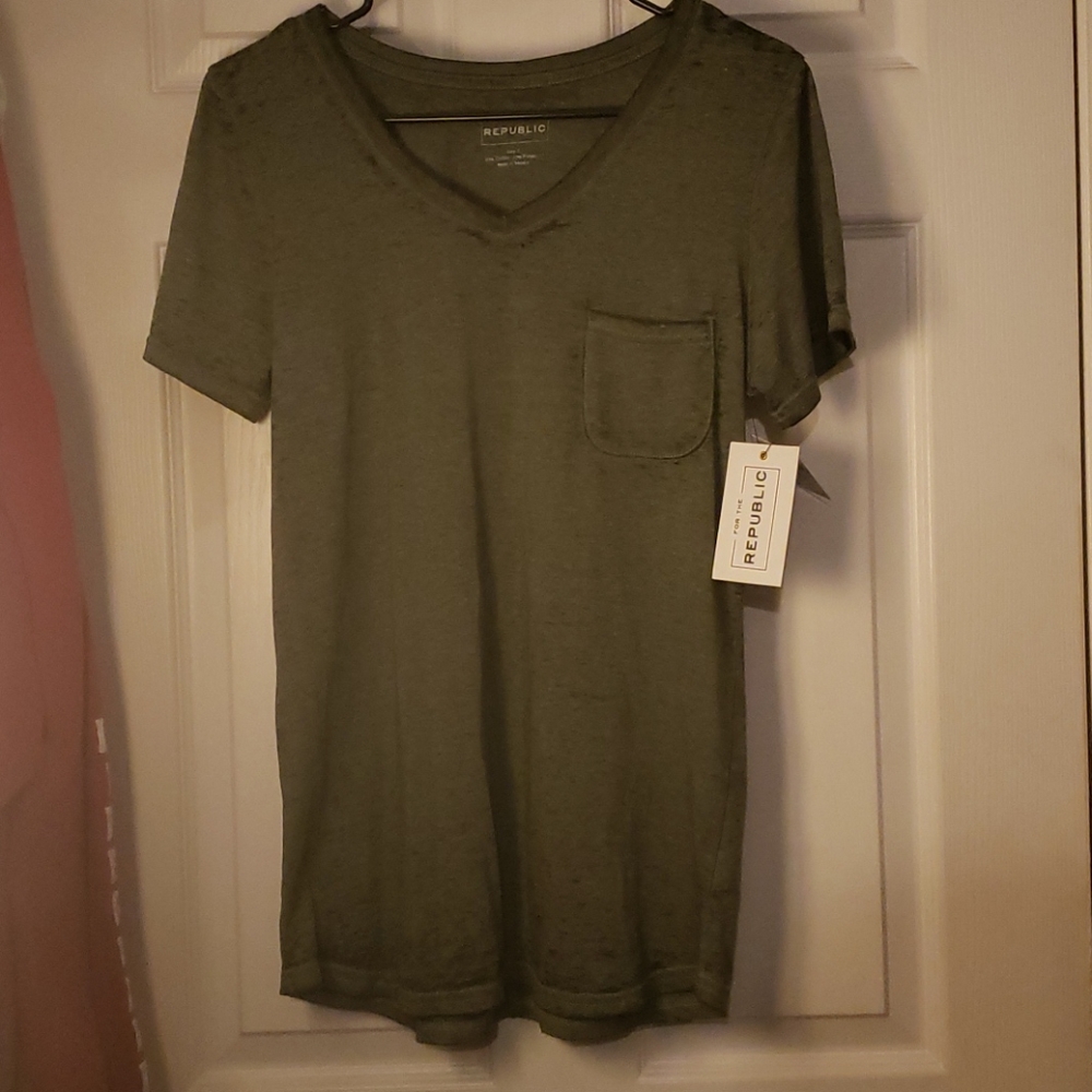 Army Green💚 T-shirt